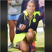 Entrenadora de pádel desde hace 17 años de manera ininterrumpida imparto clases tanto individuales como grupales. Clases para niños y adultos